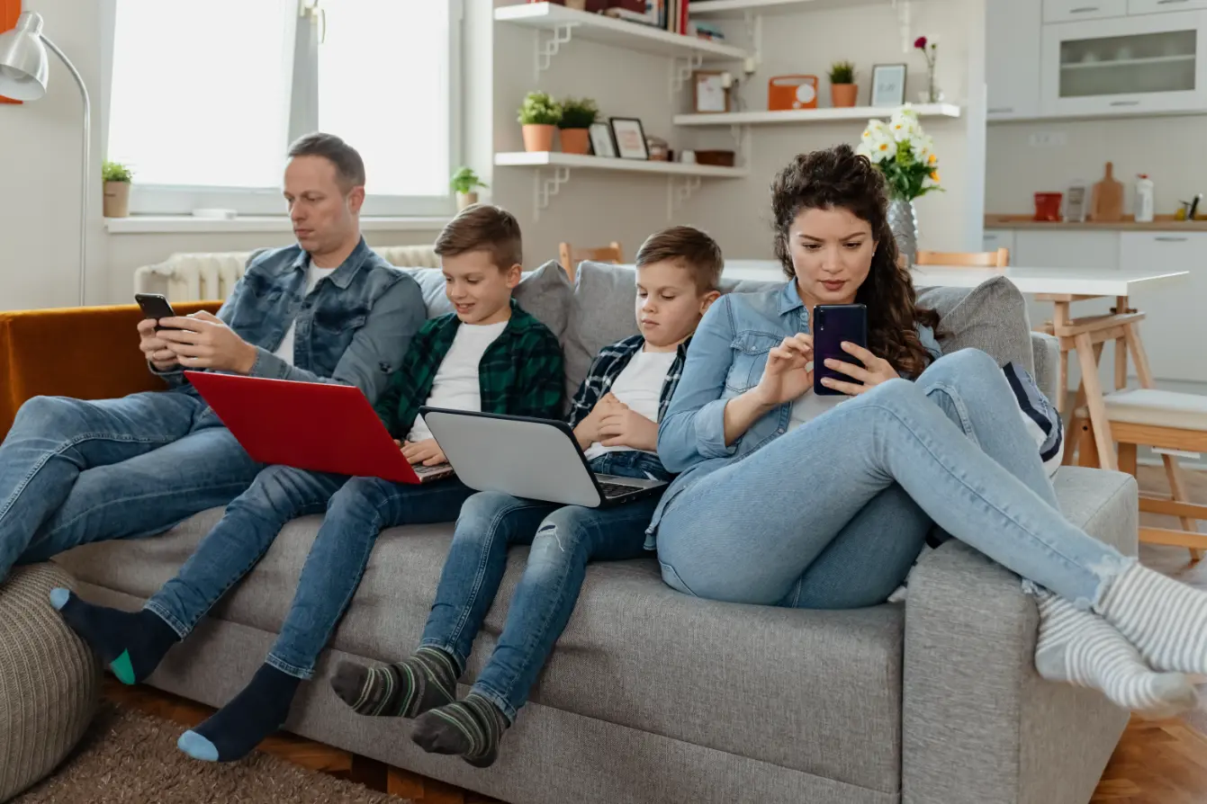 Por qué las pantallas digitales son tan adictivas
